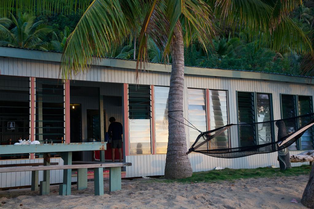 Mai Dive' Astrolabe Reef Resort Naqara Extérieur photo